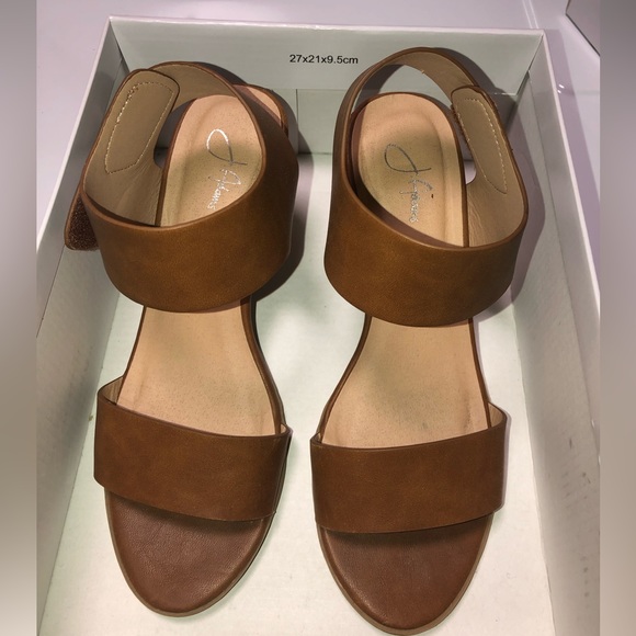 Cognac Peep Toe Low Stacked Heel Open Toe Ankle Heel Cutout Sandal - Picture 2 of 5